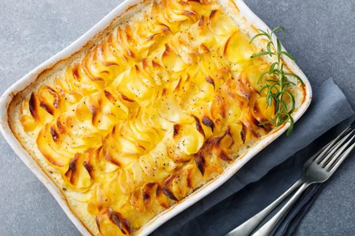 Gratin Dauphinois traditionnel (avec option fromage)